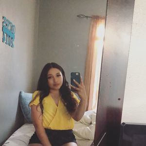 Meet your Posher, Marisol